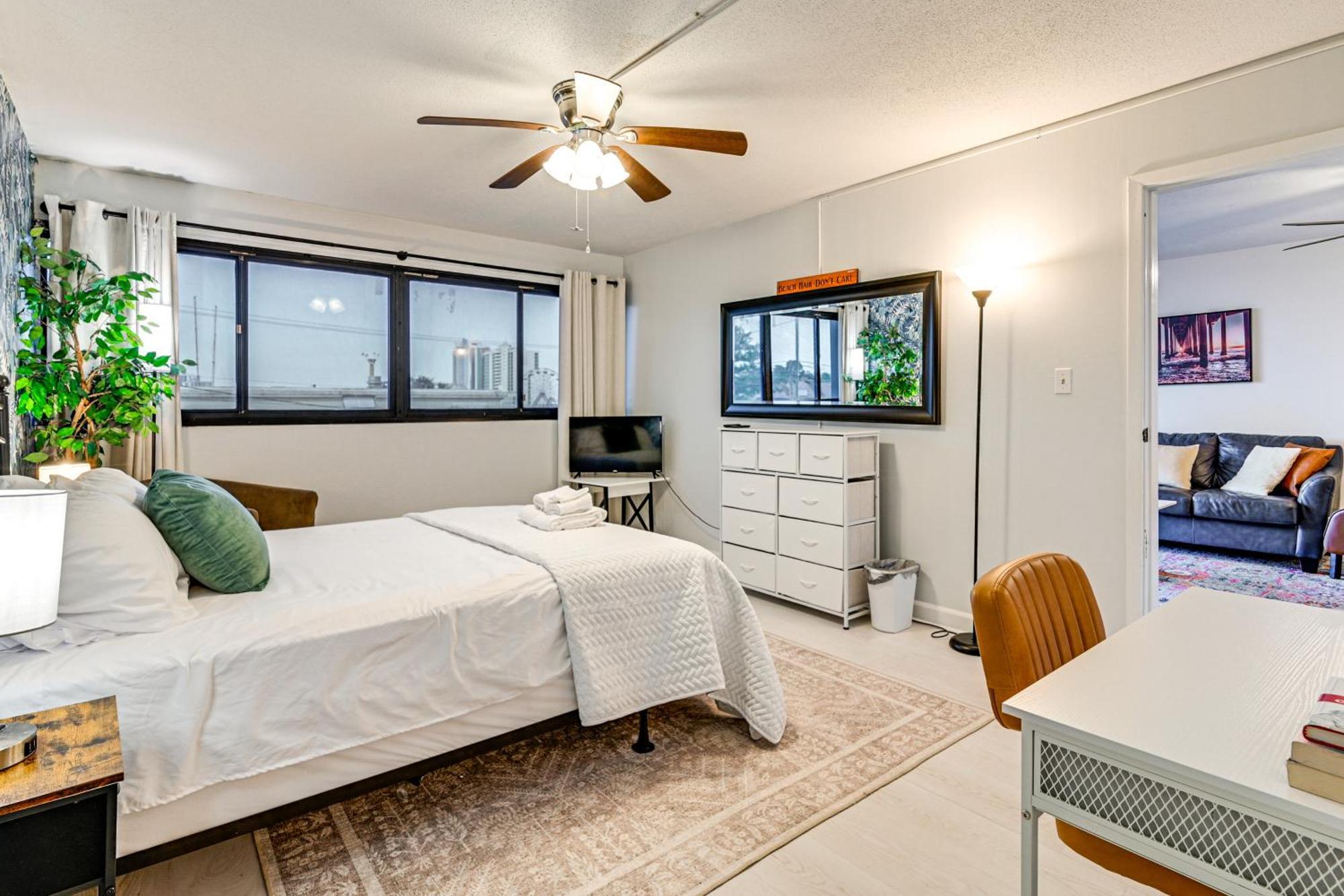 Updated Resort Condo, Walk To Myrtle Beach! 外观 照片